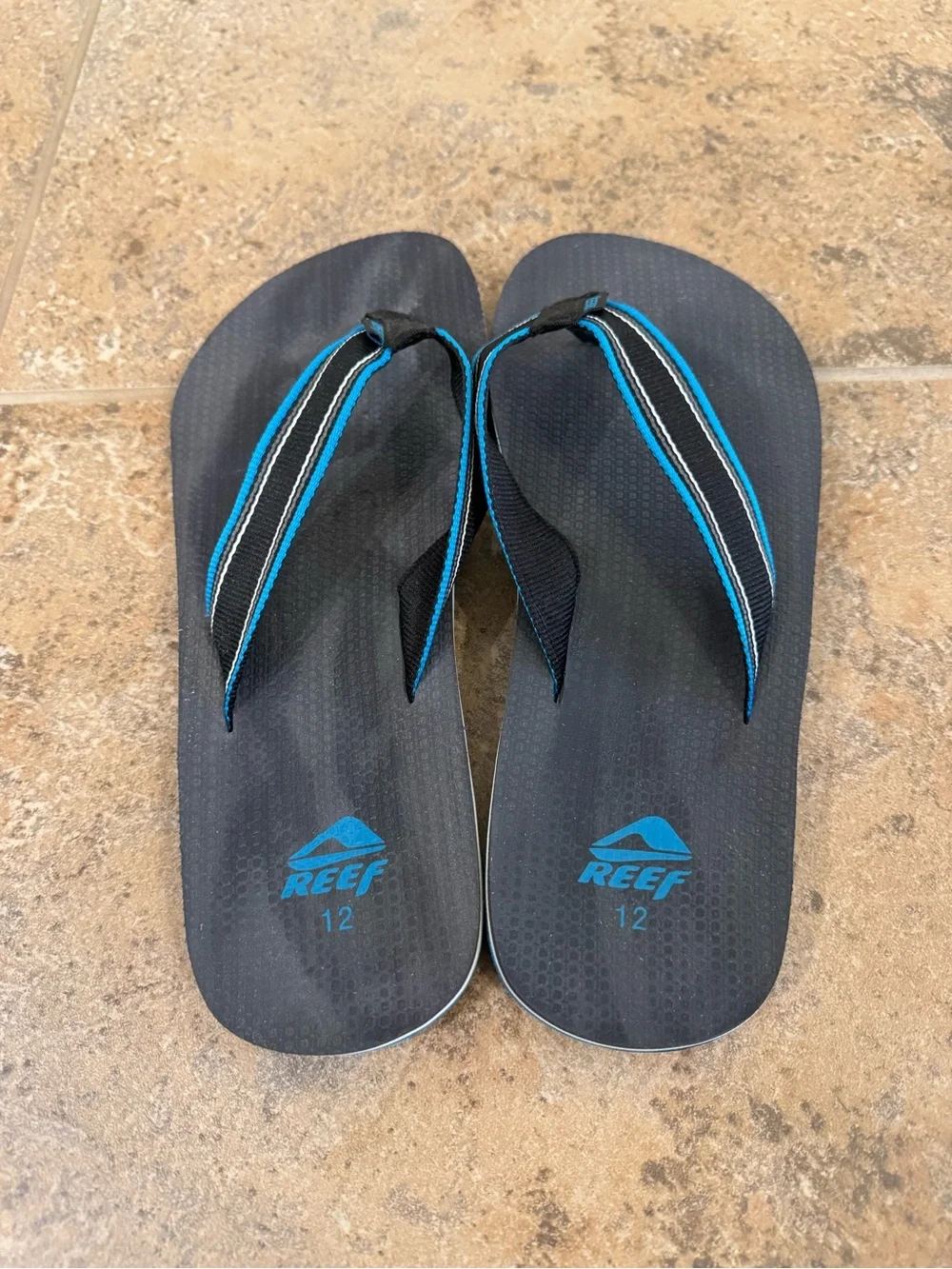 Reef Men's Black and Blue Striped Flip Flops
